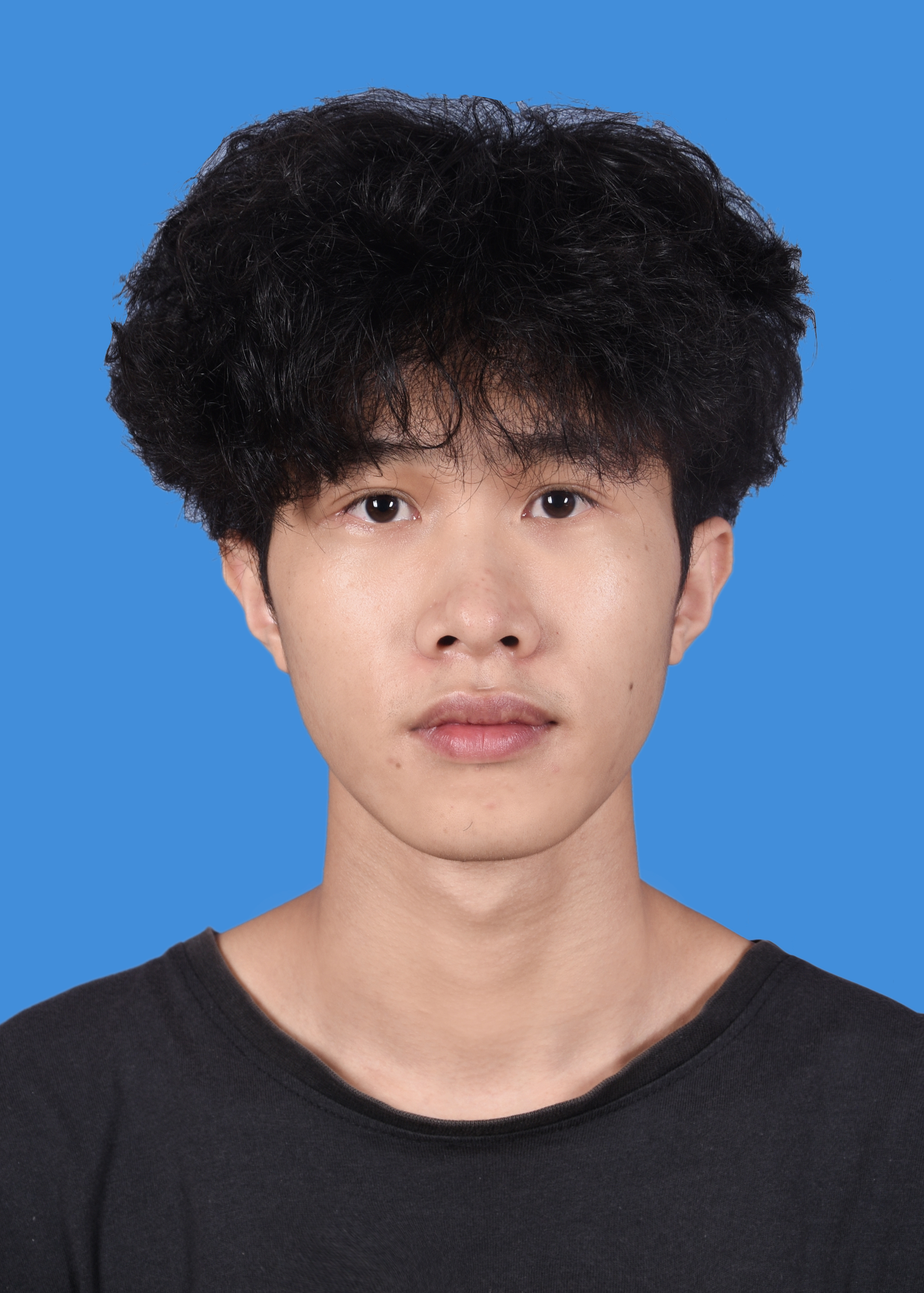 施志健证件照